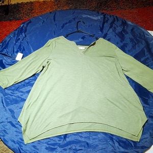 Quarter long sleeve